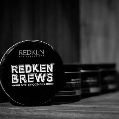 Redken Brews Clay Pomade Gel za lase za moške 100 ml