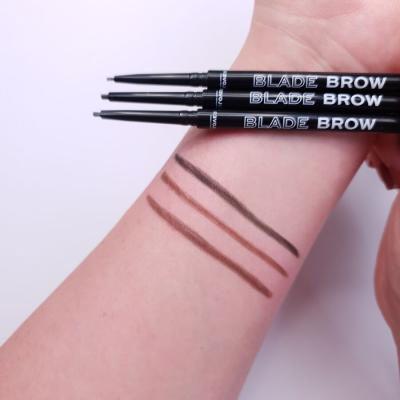 Revolution Relove Blade Brow Svinčnik za obrvi za ženske 0,1 g Odtenek Dark Brown