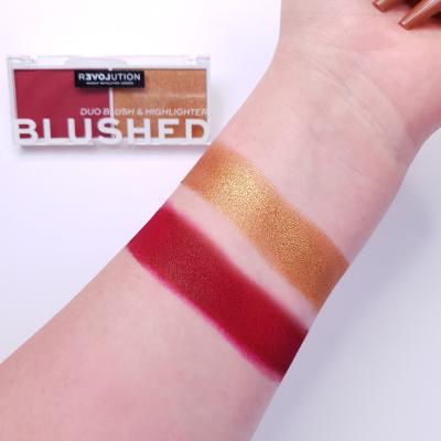 Revolution Relove Colour Play Blushed Duo Blush &amp; Highlighter Paletka za konturing za ženske 5,8 g Odtenek Wishful