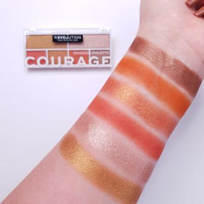 Revolution Relove Colour Play Shadow Palette Senčilo za oči za ženske 5,2 g Odtenek Courage