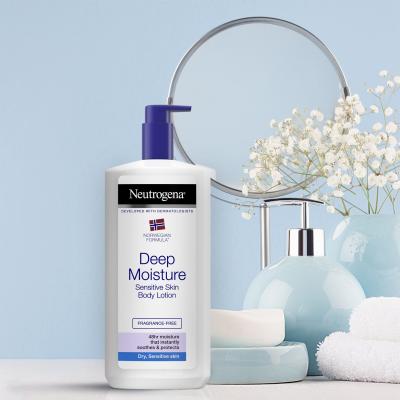 Neutrogena Norwegian Formula Deep Moisture Dry, Sensitive Skin Losjon za telo 400 ml