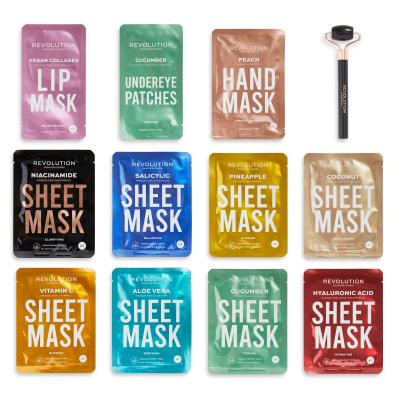 Revolution Skincare 12 Days Of Masking Sheet Mask Advent Calendar Darilni set tekstilna obrazna maska 8 kos + maska za ustnice 1 kos + maska za roke 1 kos + blazinice za področje pod očmi 1 kos + masažni valjček za obraz