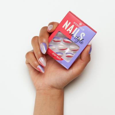 Essence Nails In Style Umetni nohti za ženske Odtenek 13 Stay Wavy Set