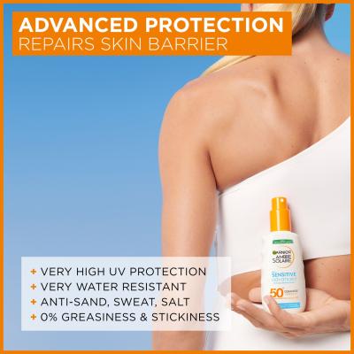 Garnier Ambre Solaire Sensitive Advanced Hypoallergenic Spray SPF50+ Zaščita pred soncem za telo 150 ml