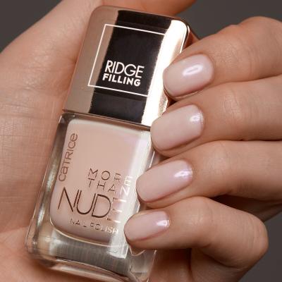 Catrice More Than Nude Nail Polish Lak za nohte za ženske 10,5 ml Odtenek 16 Hopelessly Romantic