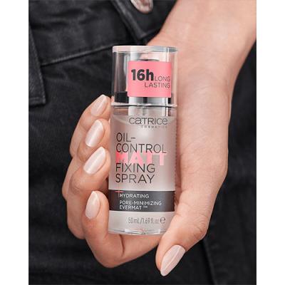 Catrice Oil-Control Matt Fixing Spray Fiksator za ličila za ženske 50 ml