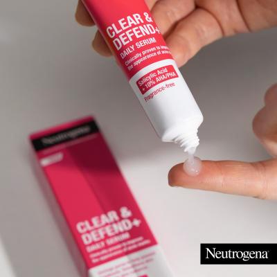 Neutrogena Clear &amp; Defend+ Daily Serum Serum za obraz 30 ml