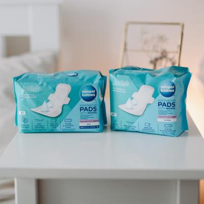 Canpol babies Breathable &amp; Discreet Day Postpartum Pads With Wings Poporodni vložki za ženske 10 kos