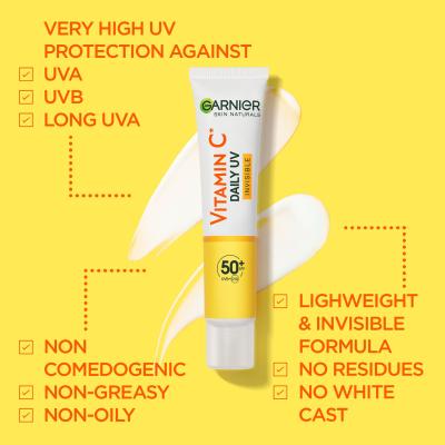 Garnier Skin Naturals Vitamin C Daily UV Invisible SPF50+ Dnevna krema za obraz za ženske 40 ml