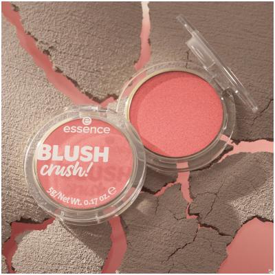 Essence Blush Crush! Rdečilo za obraz za ženske 5 g Odtenek 40 Strawberry Flush