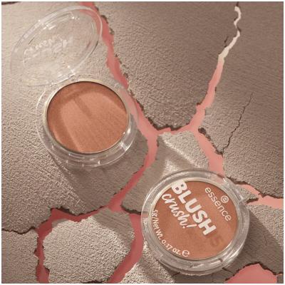 Essence Blush Crush! Rdečilo za obraz za ženske 5 g Odtenek 10 Caramel Latte