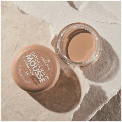 Essence Natural Matte Mousse Puder za ženske 16 g Odtenek 15