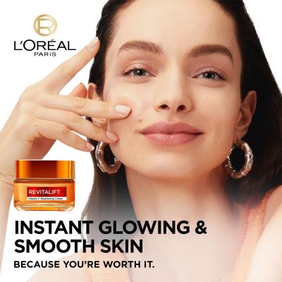 L&#039;Oréal Paris Revitalift Vitamin C Brightening Cream Dnevna krema za obraz za ženske 50 ml