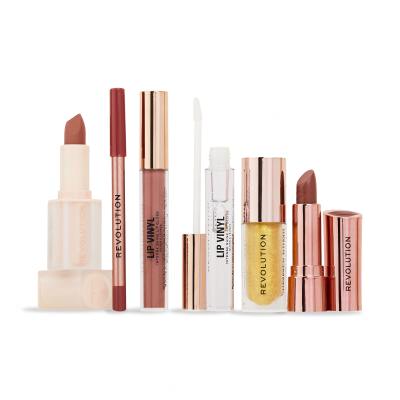 Makeup Revolution London Ultimate Nude Lip Kit Darilni set šminka Satin Kiss 3,2 g Chauffeur Nude + šminka Lip Allure Soft Satin 3,2 g Chauffeur Nude + glos za ustnice Vinyl Lipgloss 2,5 ml Chauffeur Nude + glos za ustnice Vinyl Lipgloss 2,5 ml Clear + glos za ustnice Shimmer Bomb 4,5 ml Light Catch