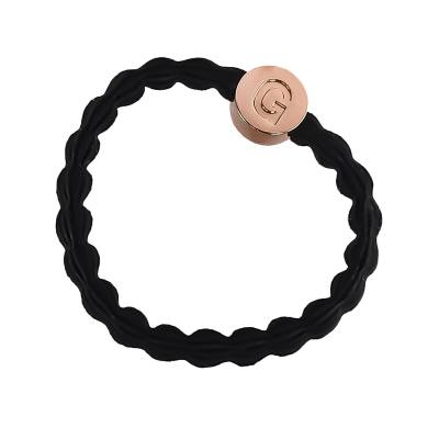 By Eloise London Letter Charms Gold Elastika za lase 1 kos Odtenek G Black
